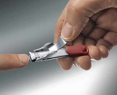 Книпсер VICTORINOX с отверстием для шнурка, сталь, красный, в блистере