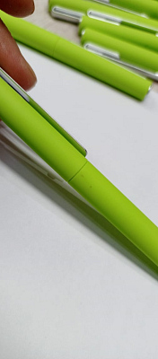 Ручка пластиковая шариковая Bon soft-touch