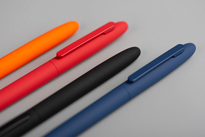 Ручка шариковая "Vega", покрытие soft touch, красный