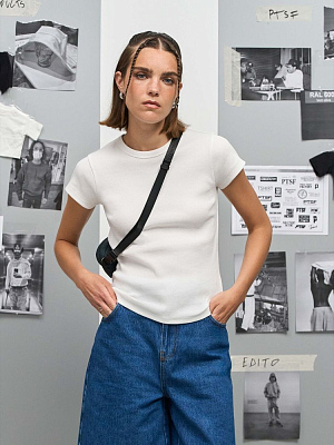 Футболка женская Sara, черная