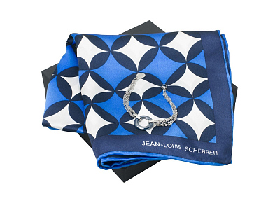 Набор: шелковый платок, браслет (Синий/белый/серебристый)