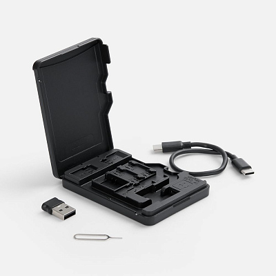 Органайзер для карт памяти и SIM с кардридером Multitask, черный