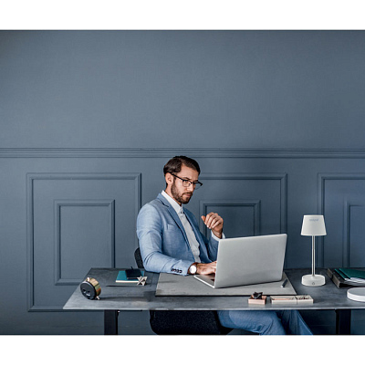 Лампа настольная