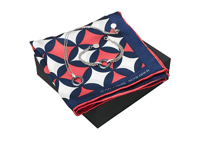 Набор: шелковый платок, браслет, колье (Синий/красный/белый/серебристый)