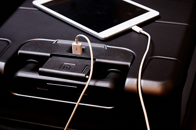 Чемодан VICTORINOX Lexicon, чёрный, 100% поликарбонат, 40x20x55 см, 34 л