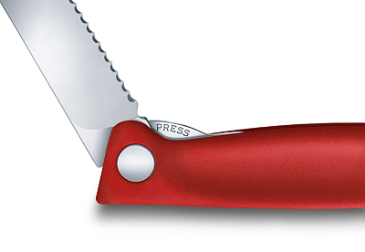 Нож для овощей VICTORINOX SwissClassic, складной, лезвие 11 см с волнистой кромкой, красный