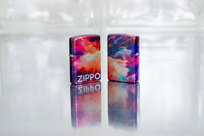 Зажигалка ZIPPO Tie Dye с покрытием 540 Tumbled Chrome, латунь/сталь, разноцветная, 38x13x57 мм