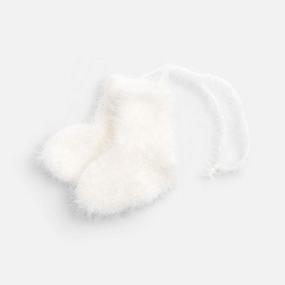 Подвеска на елку «Вьюжка», носочки, белая (Белый)