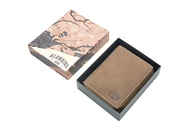 Бумажник KLONDIKE «Dylan», натуральная кожа в коричневом цвете, 10,5 х 13,5 см