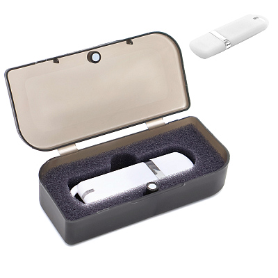 Флешка Shape с покрытием Софт Тач в футляре, белая (Белый)